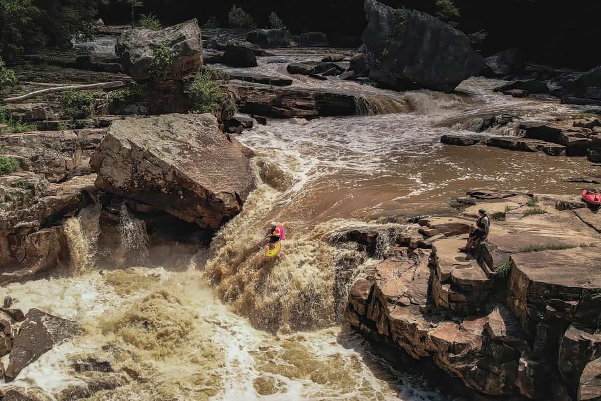 Shane McManus running Big Splat on the Lower Big Sandy in 2022